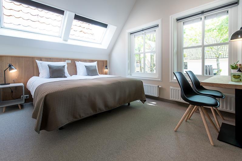 Leut Logies Hotel Vlieland Eksteriør billede