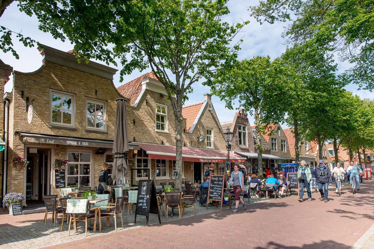 Leut Logies Hotel Vlieland Eksteriør billede